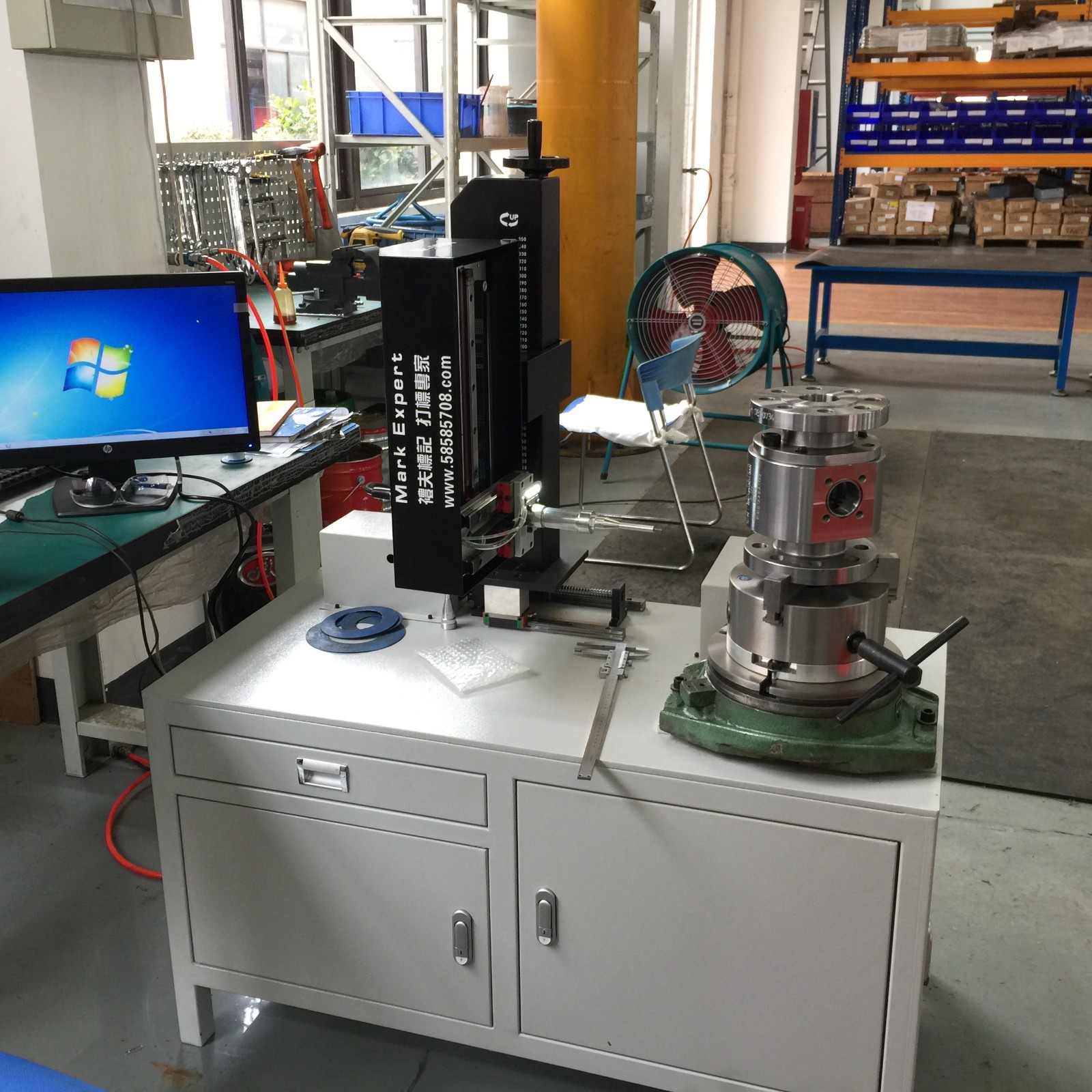 臥式法蘭氣動打標(biāo)機(jī)